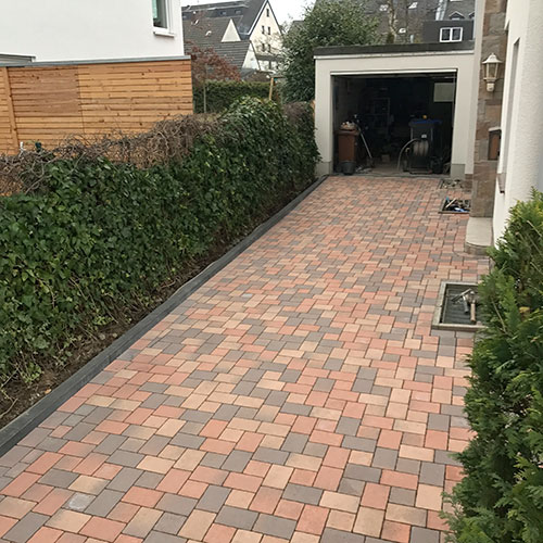 0372-hofpflasterung_dennis-nadler-garten-landschaftsbau-bergisch-gladbach-krten-refrath-rheinberg